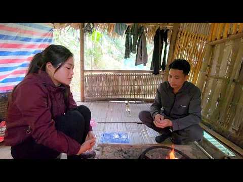 Hong's uncle came to visit and learned that her mother had returned.