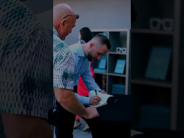 Vídeo relacionado con Host the Holy Ghost (Spanish edition)