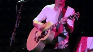 Simon Townshend - Looking Out Looking In (Live at Joe's Pub) - (Official Video)