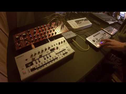 Neutron TT-303 TT-606 TB-03 TR-09 - Live Industrial Electro-Jungle Jam - 2018-12-18