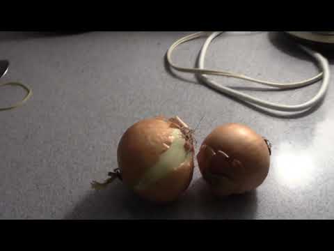 MongoTV_2872 - Mongo Madskole - OKSEBOUILLONSUPPE Med Pølse og Nudler og Løg