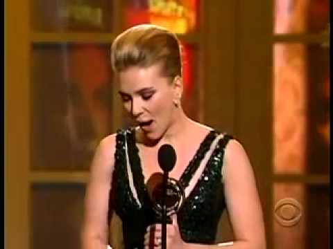 Scarlett Johansson wins 2010 Tony Award for Best Featured Actress in a Play