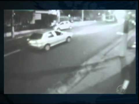 Polícia vai fazer perícia em carro de paróquia frequentada por Geralda Guabiraba   Vídeos   R7