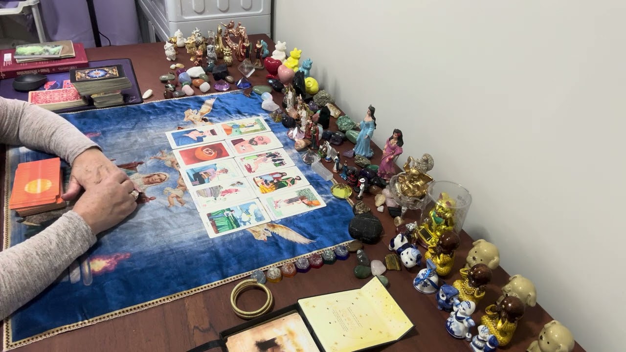 Tenho um recado sério para te entregar, alguém com ciúmes doentios por você, irá fazer loucuras!