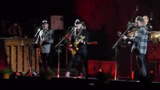 On the Road again - Willie Nelson (at Neil Young concert)