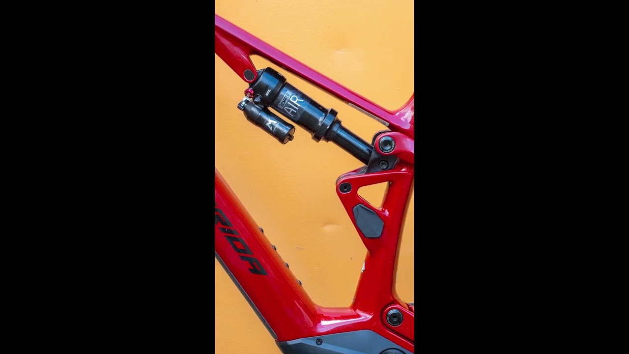 Merida eOne-Sixty SL 6000: Singletrack Magazine Editors’ Choice