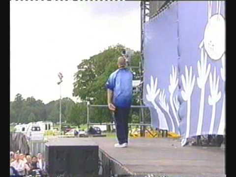 Abs Breen at o2 In The Park in Dublin, Ireland "If ya gettin' Down"