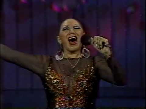 AMALIA MENDOZA LA TARIACURI  "CAMINOS DE MICHOACÁN" CON EL MARIACHI AGUILAS DE AMÉRICA.