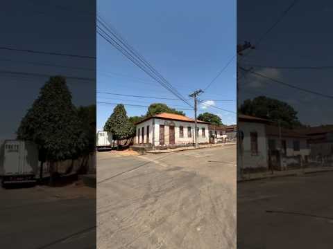 Em Petrolina de Goiás um antigo casarão