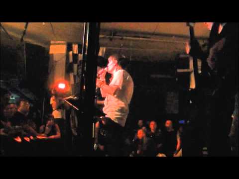 SKIANTOS - ti rullo di cartoni live@Crash!