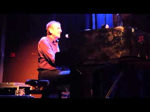 Video thumbnail for Im Yivaled Li Yeled - אם יוולד לי ילד