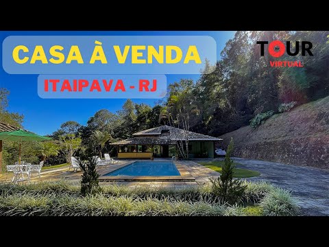 MARAVILHOSA CASA COM 04 DOMITÓRIOS, EM CONDOMÍNIO FECHADO EM ITAIPAVA - PETROPOLIS-RJ.