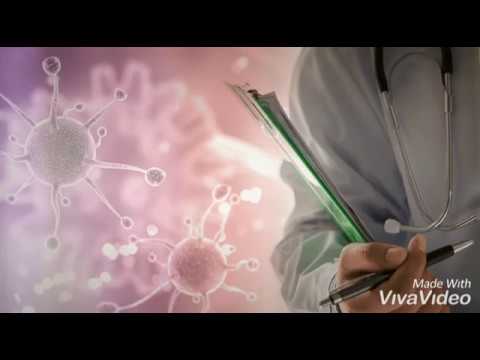 Video-ja që preku miliona njerëz / Foshnja ngre duart lart qe dikush ta marrë..