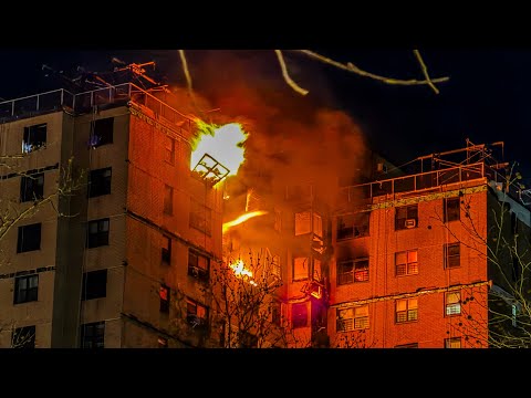 MAJOR BUILDING EXPLOSION | Bronx 4th Alarm 10-60/10-66 | People Trapped & Multiple Maydays