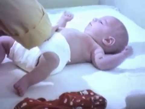 Stor skötning – Hur man badar och tvättar nyfödda - Landstinget Östergötland