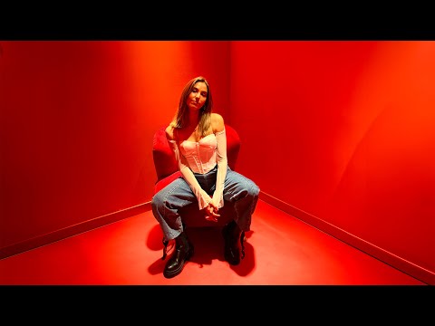 LAURA BERA en Madrid (Búho Real).