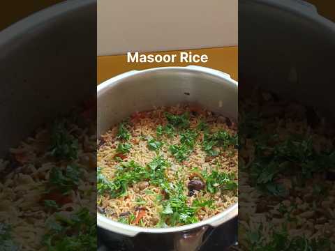 |Akkha Masoor Pulao|Sprouted whole Masoor Rice|#homemade#rice#ytshorts#viral @homely_cooked_food