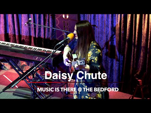 Daisy Chute - Music Is There @ The Bedford 17-09-2020-4k