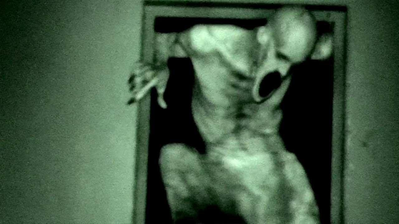Miniature de la vidéo GRAVE ENCOUNTERS 2 Bande Annonce (Horreur) du film Grave Encounters 2