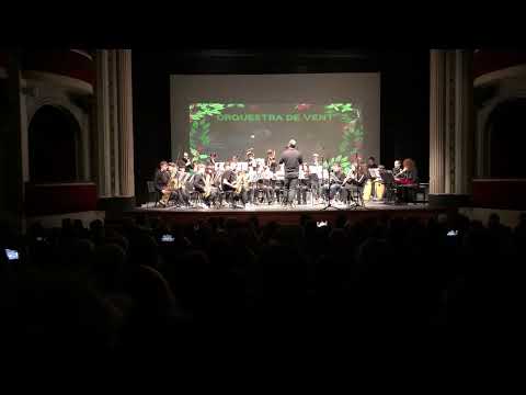 THE INCREDIBLES (Main Theme) - Orquestra de Vent de l'EMMT