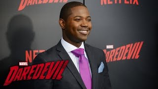 Stephen Rider on Blake Tower - Marvel's Daredevil Season 2 Red Carpet (VO)