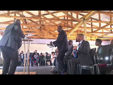 201 Wandikhupha Emxhobhozweni || He brought me up the Murray clay || Orlando South