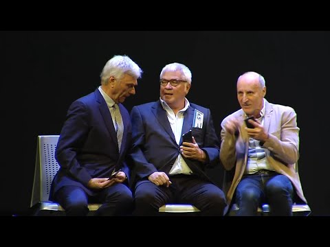 Tricicle: Cuarenta años de humor gestual y chimpún, se acabó