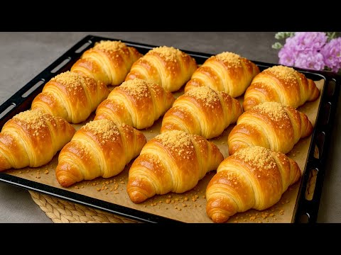 Try this method and you'll be addicted to making it at home. Croissants ❤️. Simple and easy!
