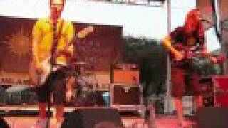 Ludo: Girls on Trampolines