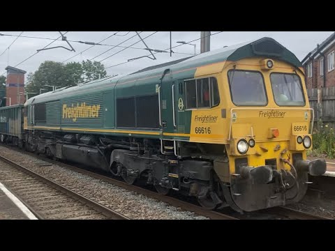 Class 66616 passes leyland running 6H51 hardendale quarry - tunstead sidings
