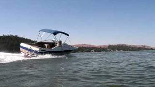 preview picture of video 'Bayliner Capri - the fast pass!'