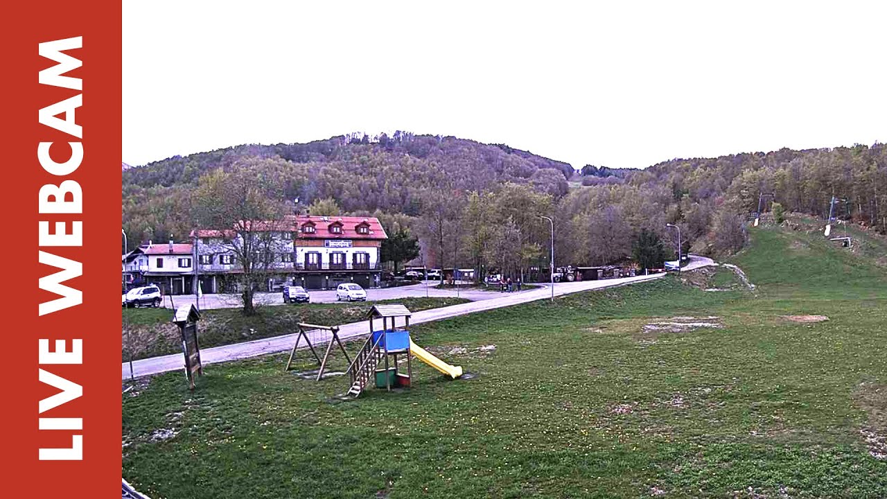 Live webcam view of Ventasso Laghi Ski Slopes