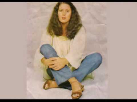 Leila Guimarães, soprano - Melodia Sentimental & Lundú da Marquesa de Santos (Villa-Lobos)