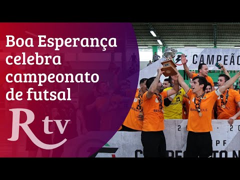 Boa Esperança celebra conquista do campeonato de futsal