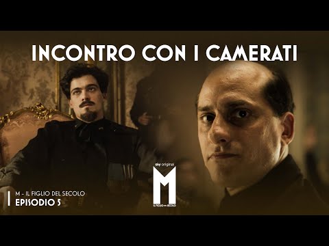 M – Il Figlio del Secolo | Incontro con i camerati