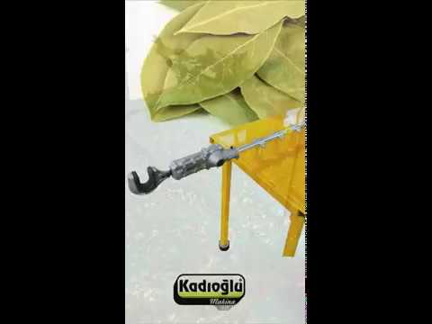 Defne Yaprağı Dökme, Silkme Makinesi