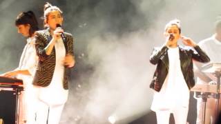 Tegan and Sara - &#39;BWU&#39; - The Theater at Madison Square Garden - NYC - 11/4/16