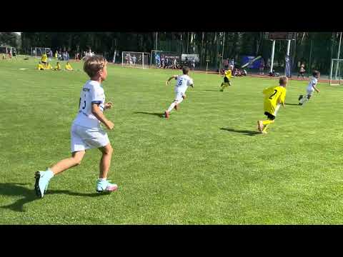 Błękitni Modlnica - Ekler Baranówka