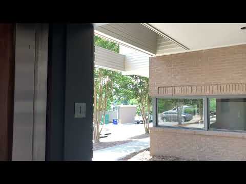 668. Dover Traditional Hydraulic Elevator at Forum 1 - Chapel Hill, NC