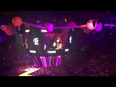 TWICE (JIHYO.MOMO.TZUYU) 'END OF TIME' KCON LA 2018 180811