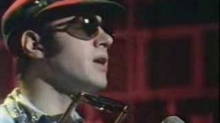 NEIL INNES - PROTEST SONG - Rutland Weekend Television