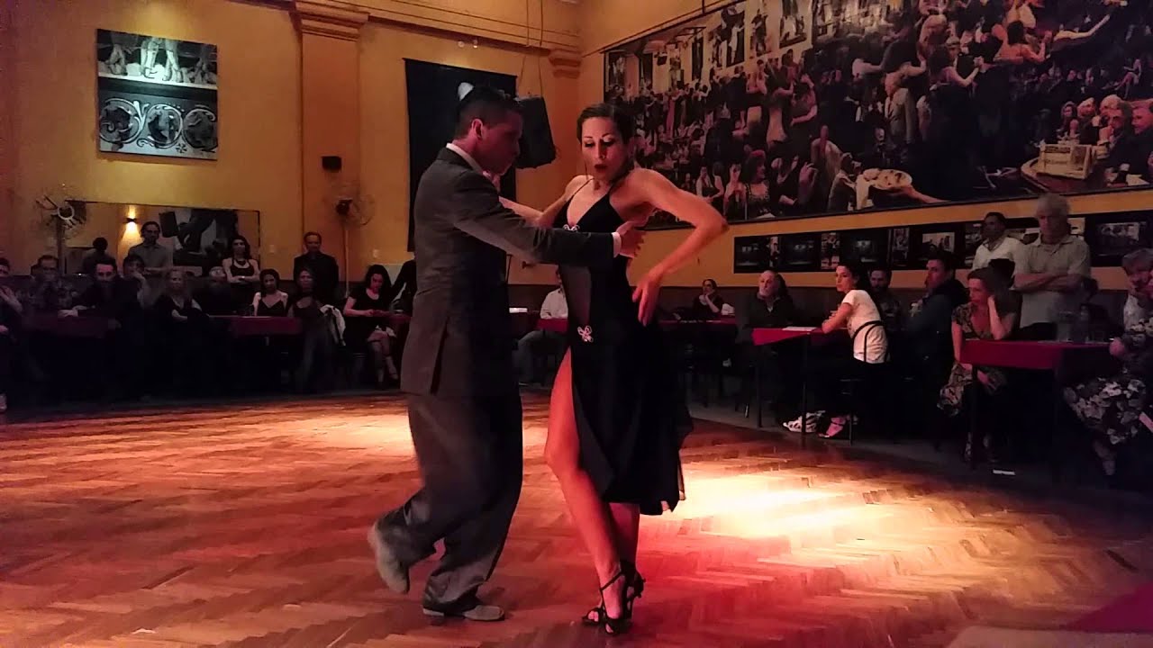 Adriel Bournissen y Soledad Mallo en Soho Tango - Negracha