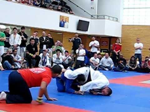 Eduardo Goncalves vs Rafael﻿ dos Santos, Black Belt 64KG English Open, BJJ, Nov 2010