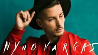 Nyno Vargas saca la botella