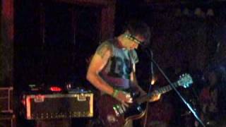 No Age - Everybody's Down