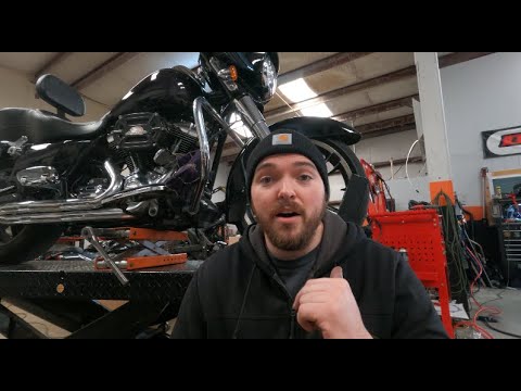 How to remove a street glide/road glide/road king front wheel!