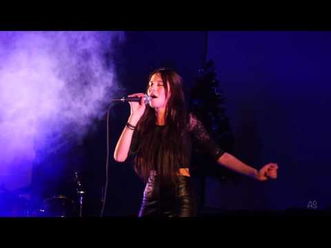 download lagu mp3 mp4 Ashley Fumagalli, download lagu Ashley Fumagalli gratis, unduh video klip Ashley Fumagalli