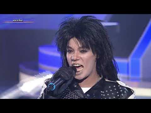 Julie Mayaya se transformă în Alice Cooper - House of fire