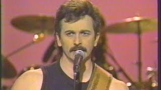 You&#39;ve Got to Stand for Something - Aaron Tippin - Live