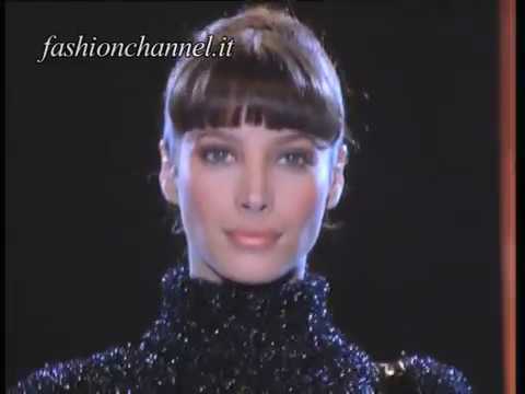 GIANNI VERSACE Autumn Winter 1994 1995 Milan 3 of 6 pret a porter woman by Fashion Channel
